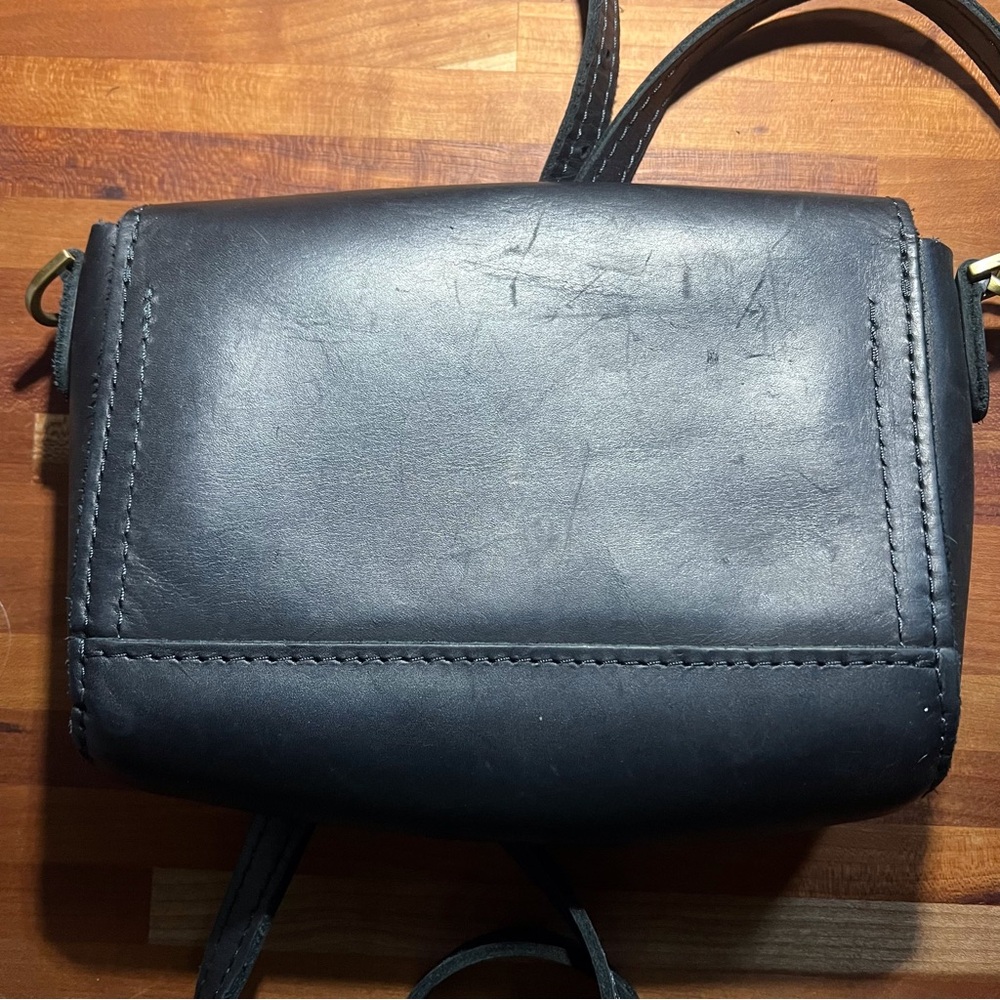 Portland Leather Goods, Metro Mini Crossbody, Magnetic Closure, w/Strap, Brown - Picture 3 of 6